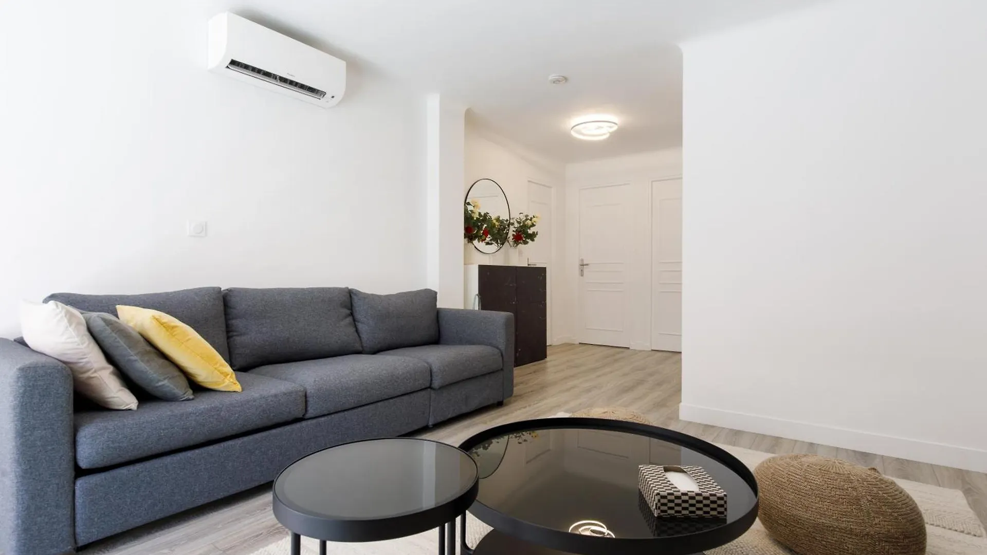 T3Appartement De Luxe Croisette En Face De La Plage Martinez 80M2 カンヌ