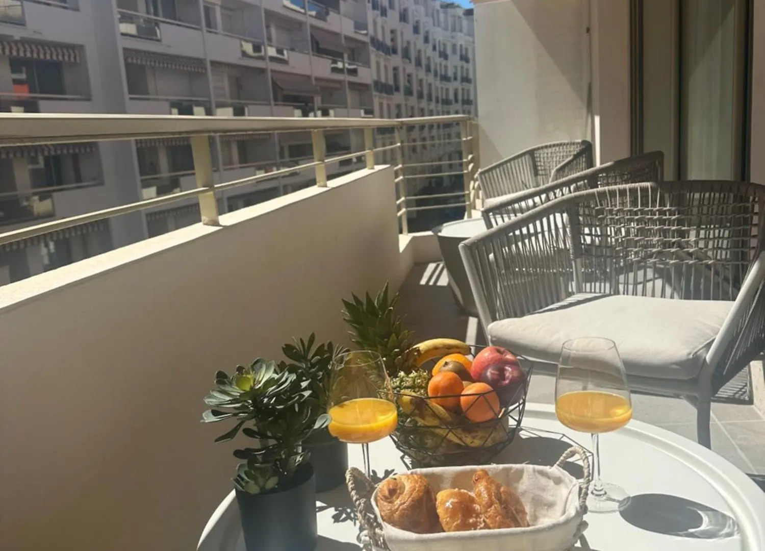 T3Appartement De Luxe Croisette En Face De La Plage Martinez 80M2 カンヌ