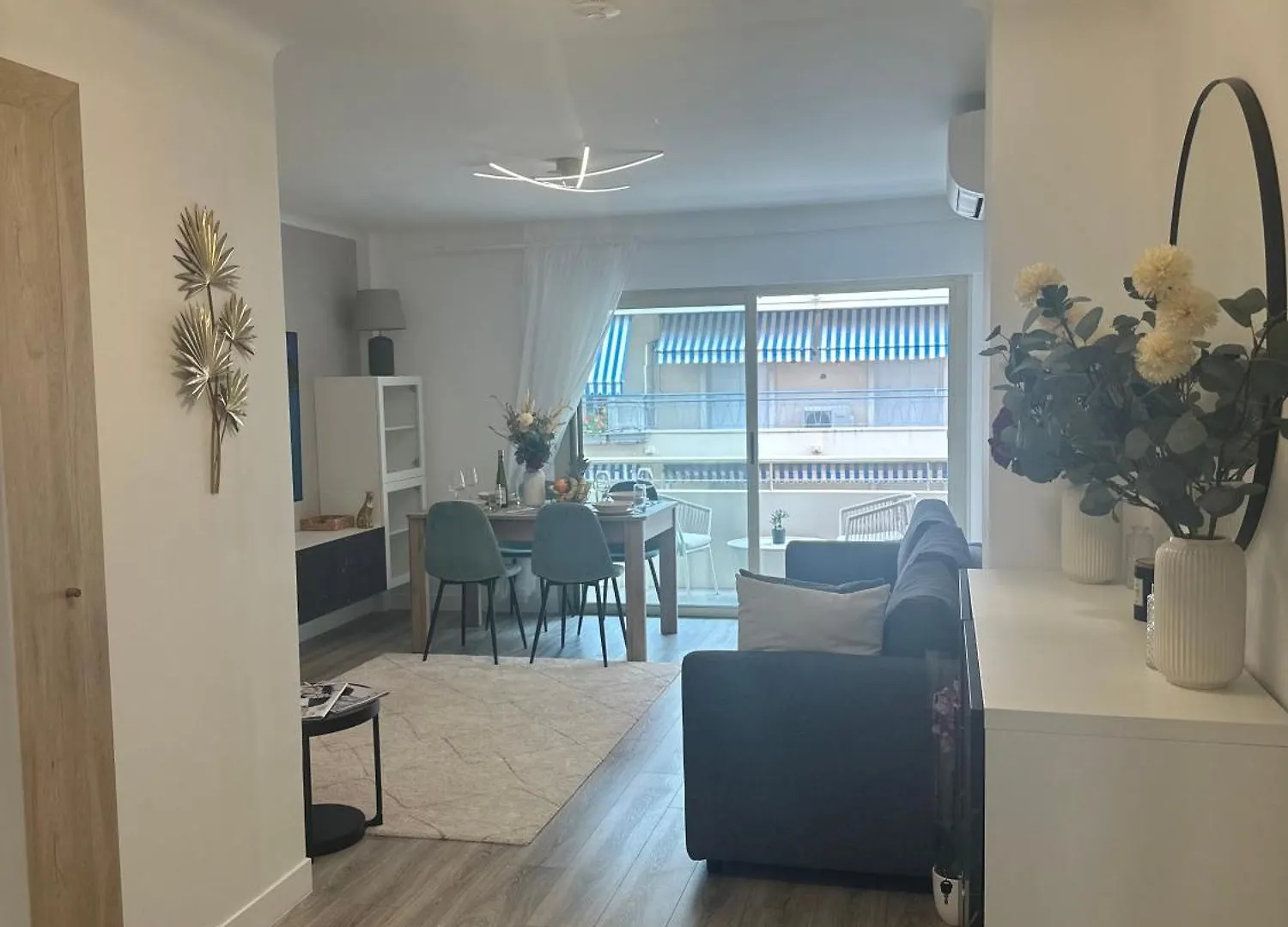 T3Appartement De Luxe Croisette En Face De La Plage Martinez 80M2 カンヌ