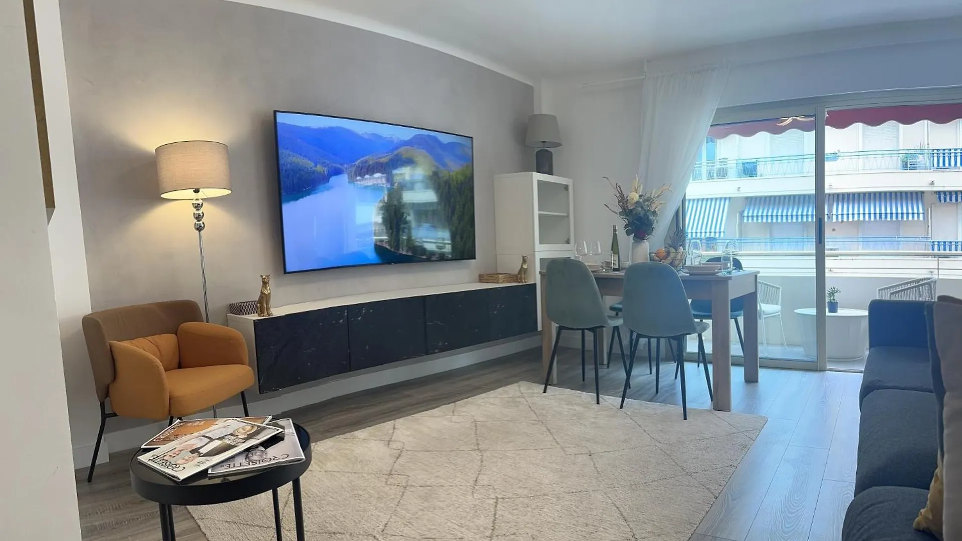 アパート T3Appartement De Luxe Croisette En Face De La Plage Martinez 80M2 カンヌ