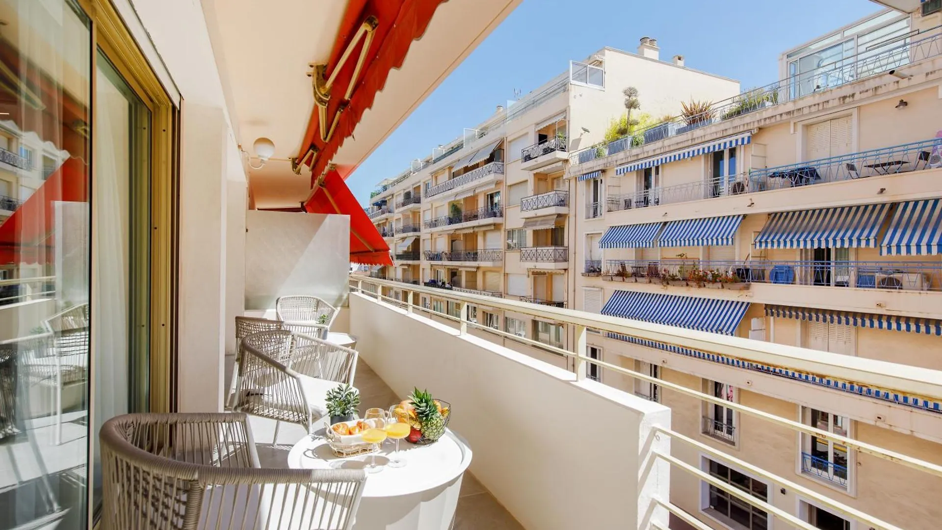 T3Appartement De Luxe Croisette En Face De La Plage Martinez 80M2 Cannes 0*,  França