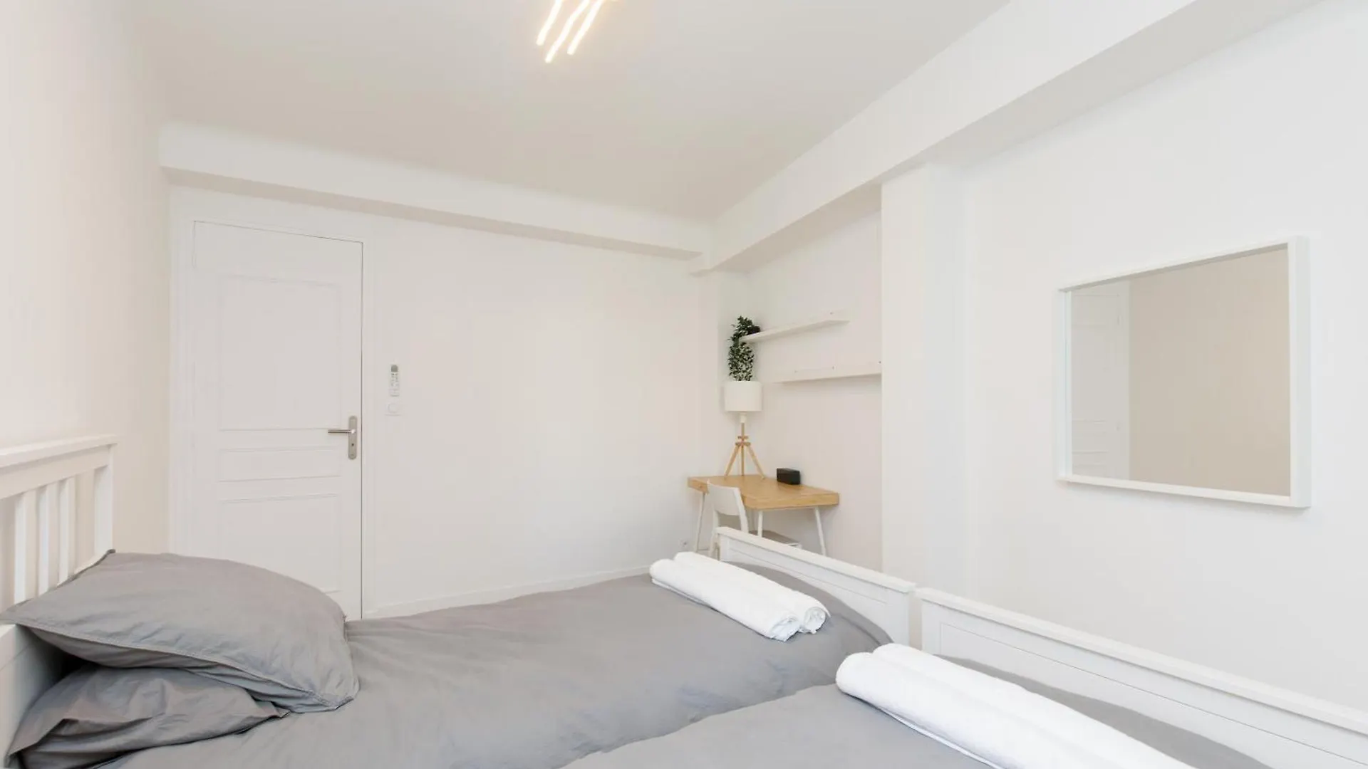 T3Appartement De Luxe Croisette En Face De La Plage Martinez 80M2 Cannes Apartamento